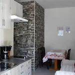 Apartament Laura's *